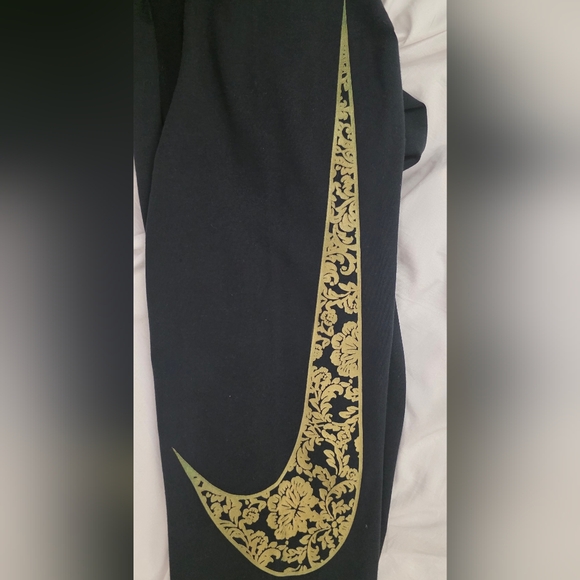 Nike Sportswear Just Do It Leggings Womens Medium Black Gold Floral Swoosh BV310 - Picture 6 of 11